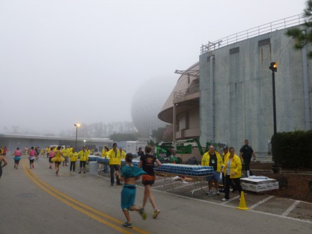 06_Half Epcot Water Station Fog