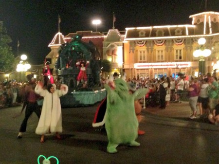 BoXlquYCQAAiuGW.jpg-large