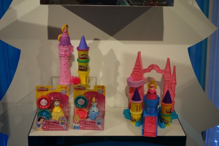 PlayDoh Disney Princess Playsets_14505911681_l