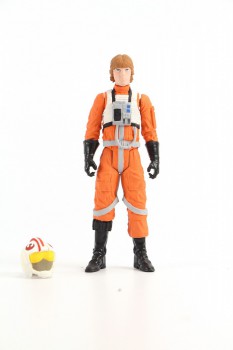 B0684_SW_Saga_Luke_XWing