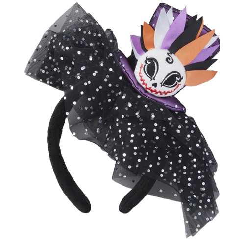 This headband is from Tokyo DisneySea’s collection, which has a skeleton motif