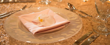 aulani-holiday-christmas-dinner-hero