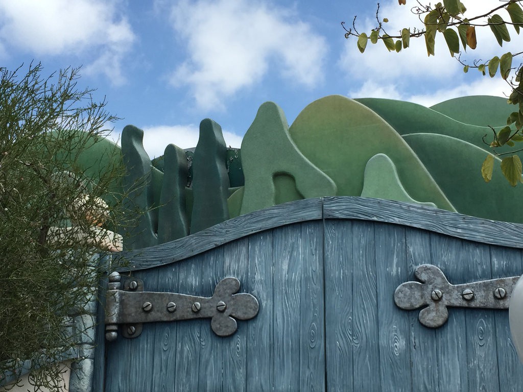 17942991022_64ae97a970_b