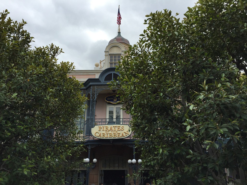 17946256441_eea4b31cec_b