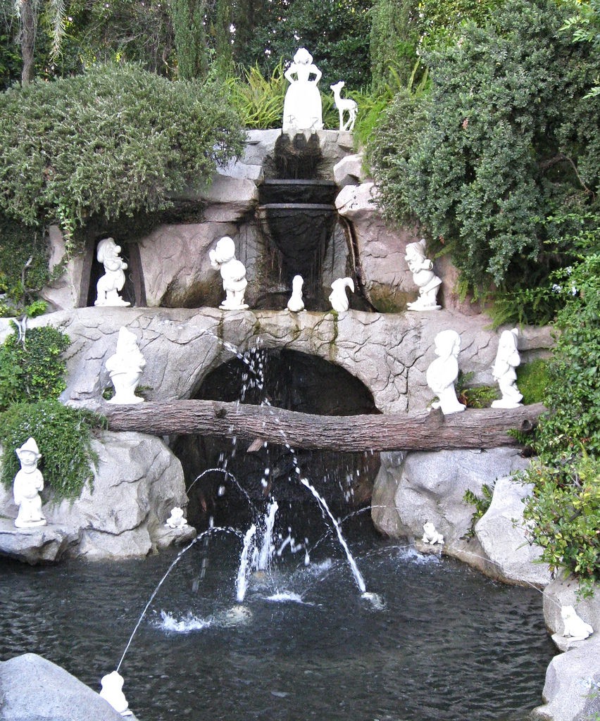 20425941642_39e636c355_b