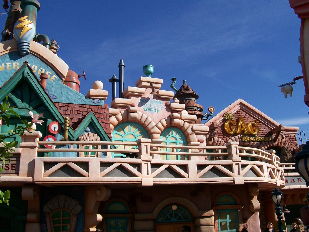 2201236456_567f38a43c_b