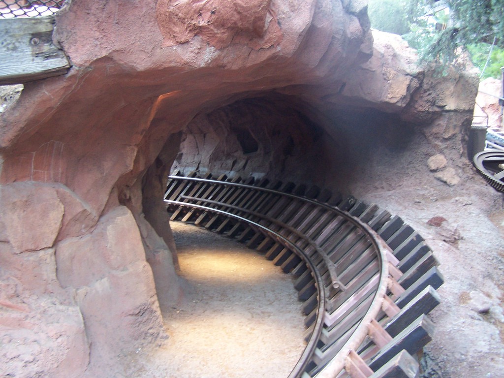 Big Thunder Disneyland Track