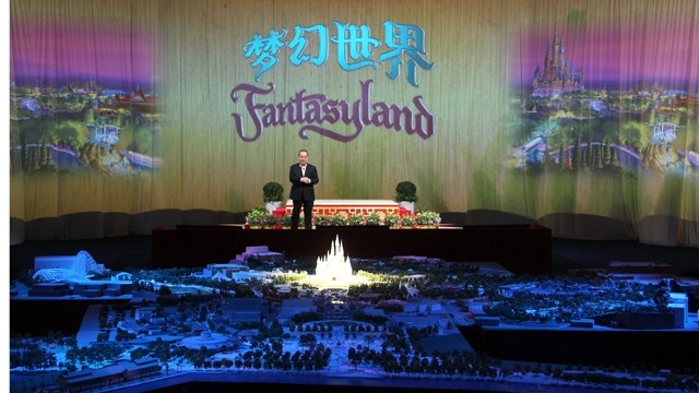 Shanghai-Disney-Resort-jpg