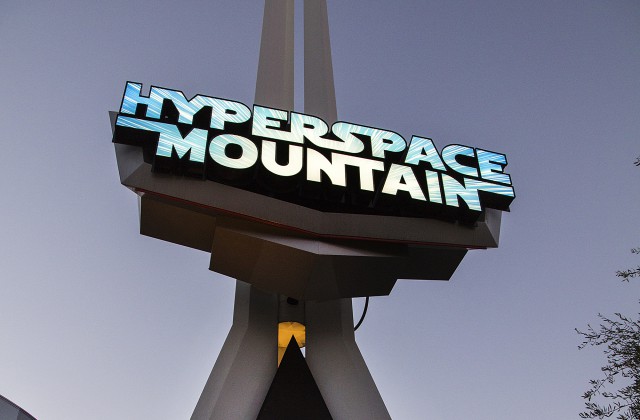 HYPERSPACE-MOUNTAIN-11_15_DCA_15447-640x420
