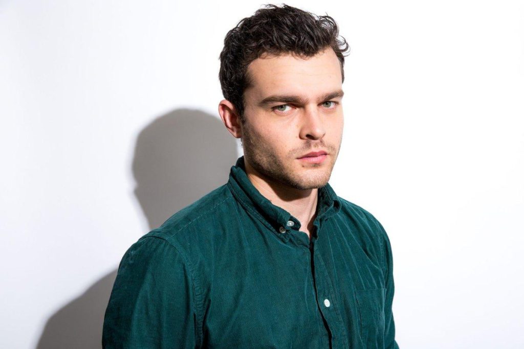 alden-ehrenreich-portrait-session