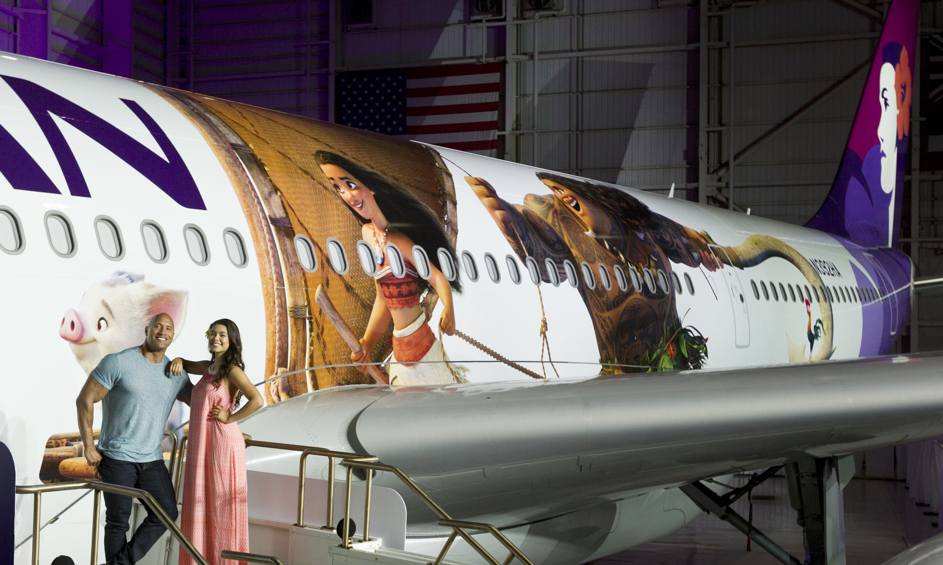 Hawaiian Airlines Moana themed plane