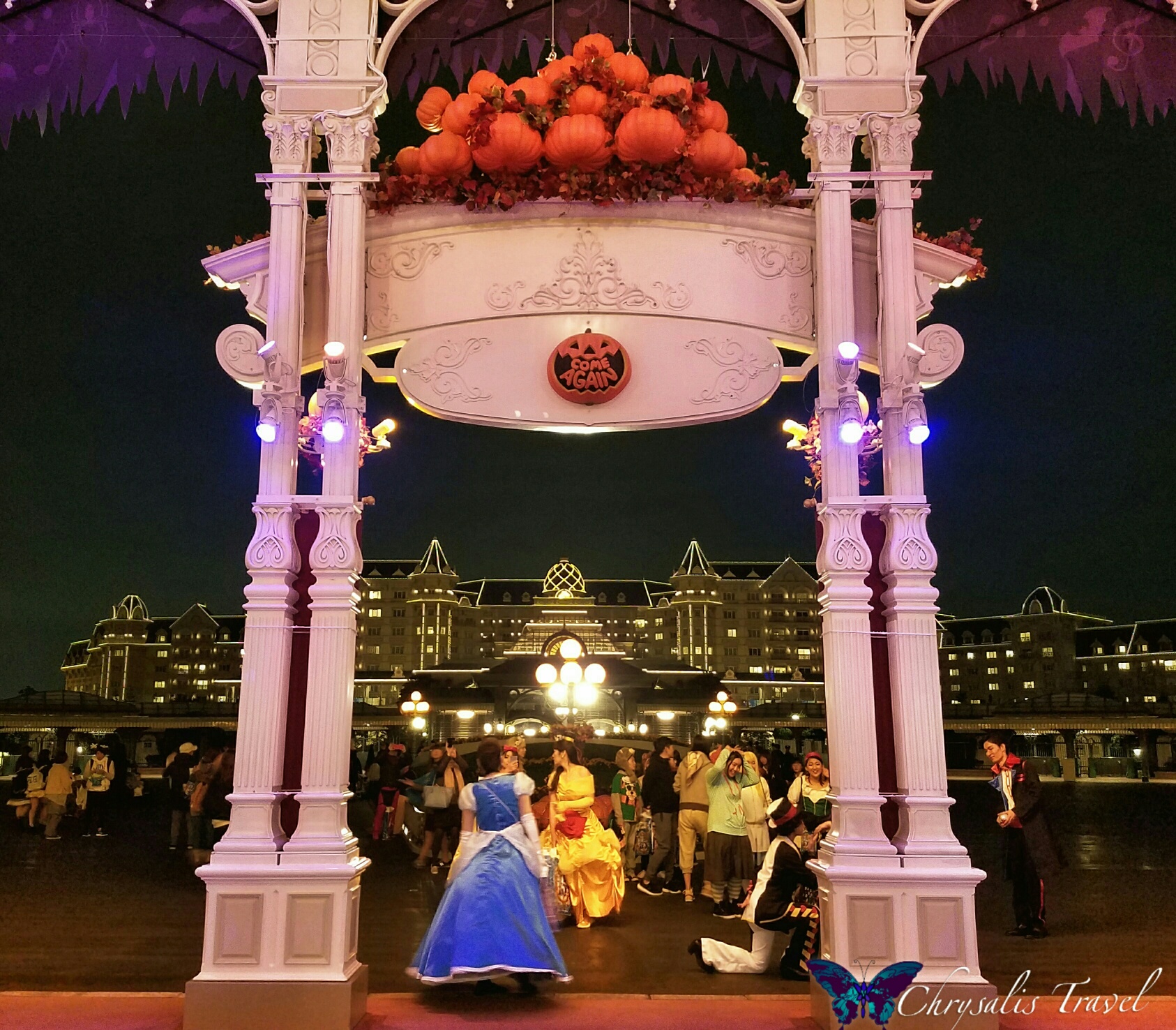 come-again-pumpkin-at-exit