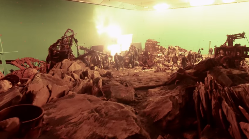 Set of Avengers: Infinity War