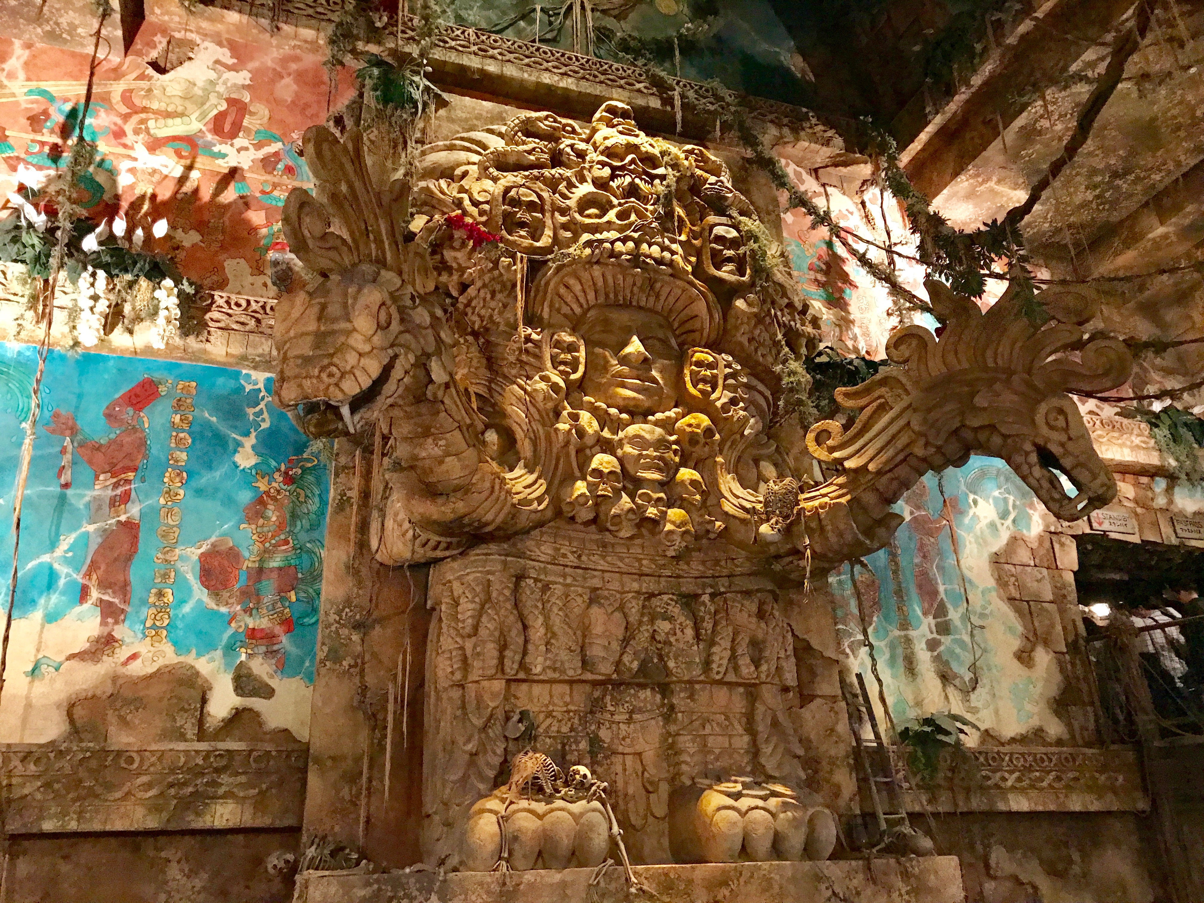 Queue Indiana Jones Adventure and the Temple of the Crystal Skull Tokyo DisneySea