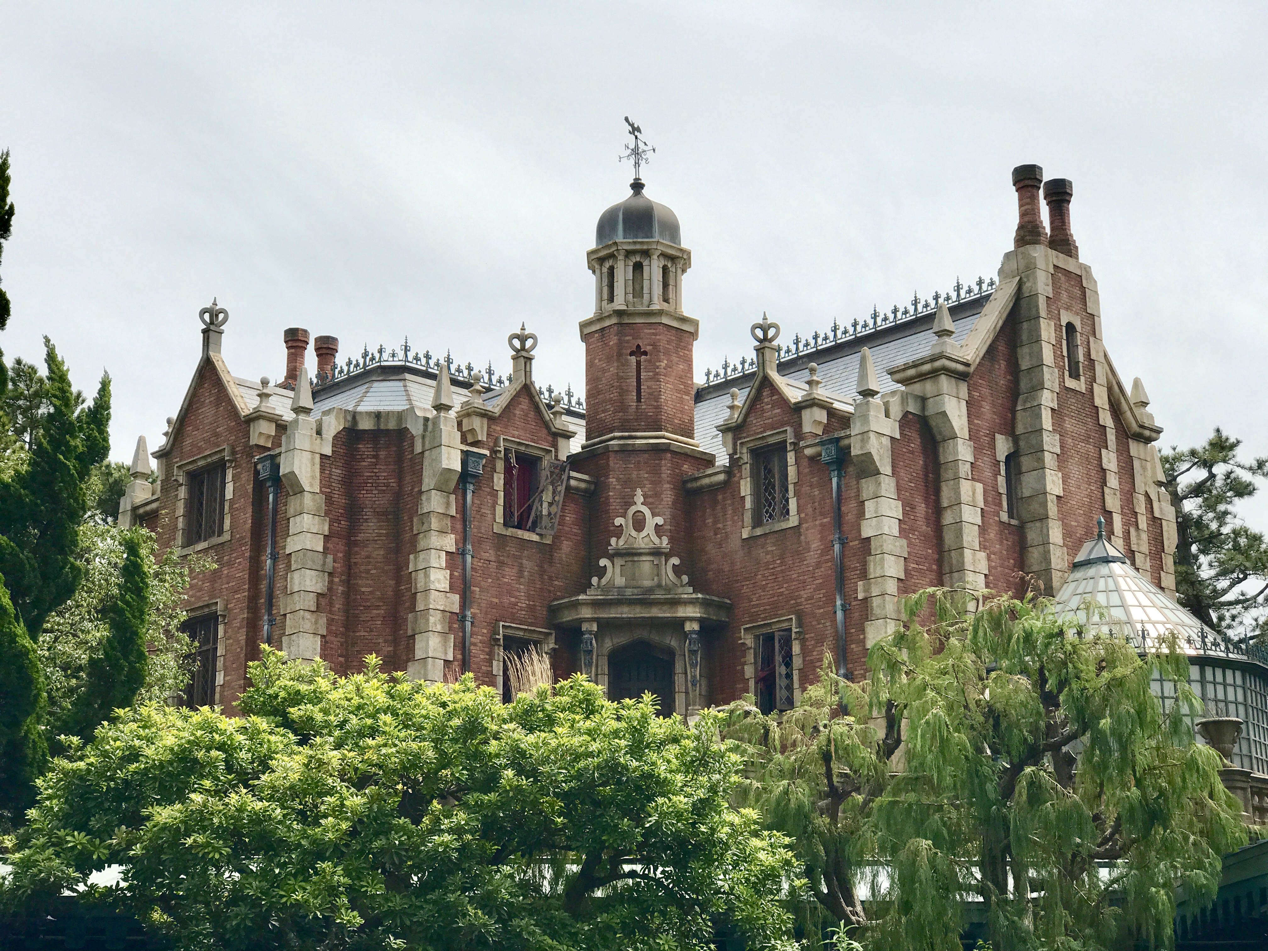 Haunted Mansion Tokyo Disneyland circa 1971