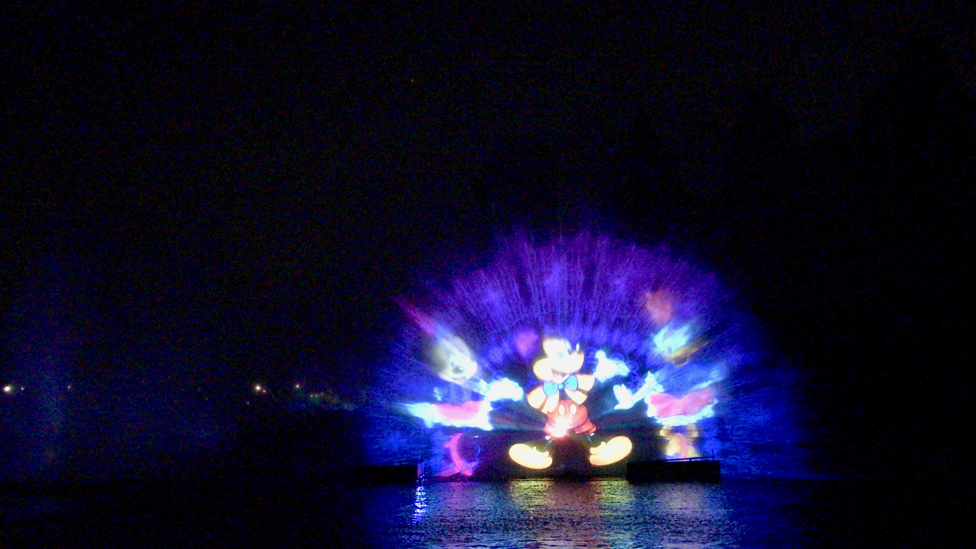Disneyland - Fantasmic!