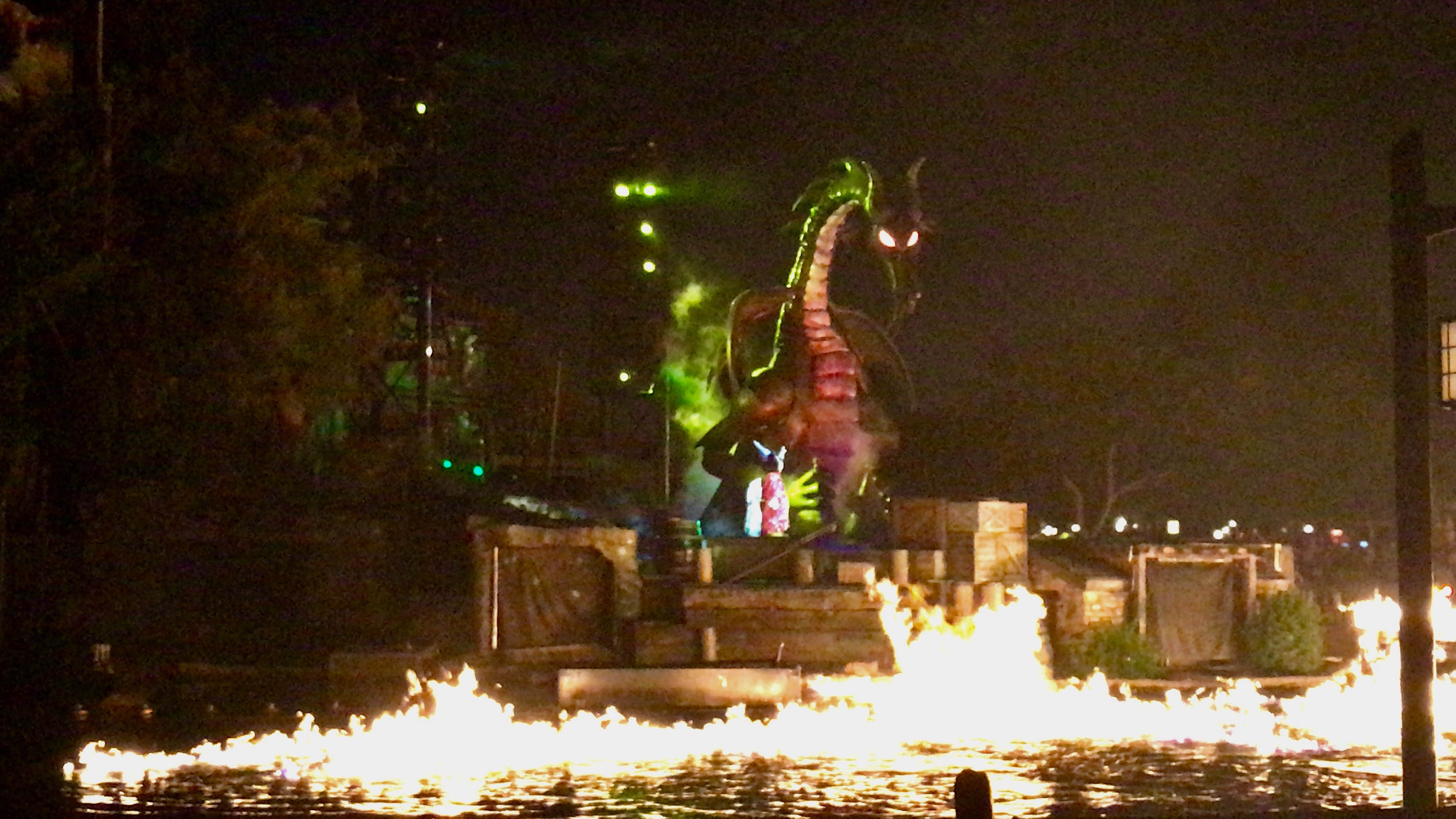 Disneyland - Fantasmic!