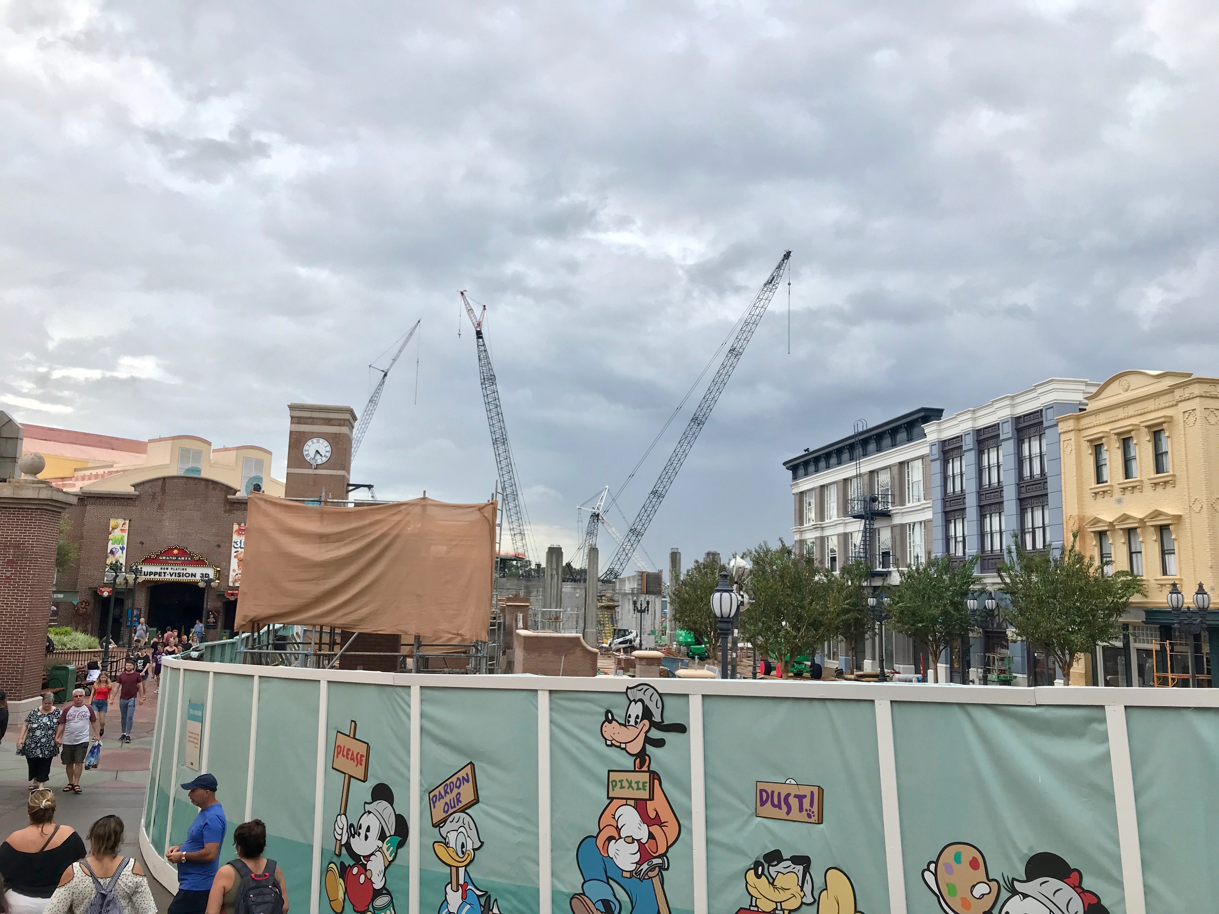 Disney's Hollywood Studios - Grand Ave.