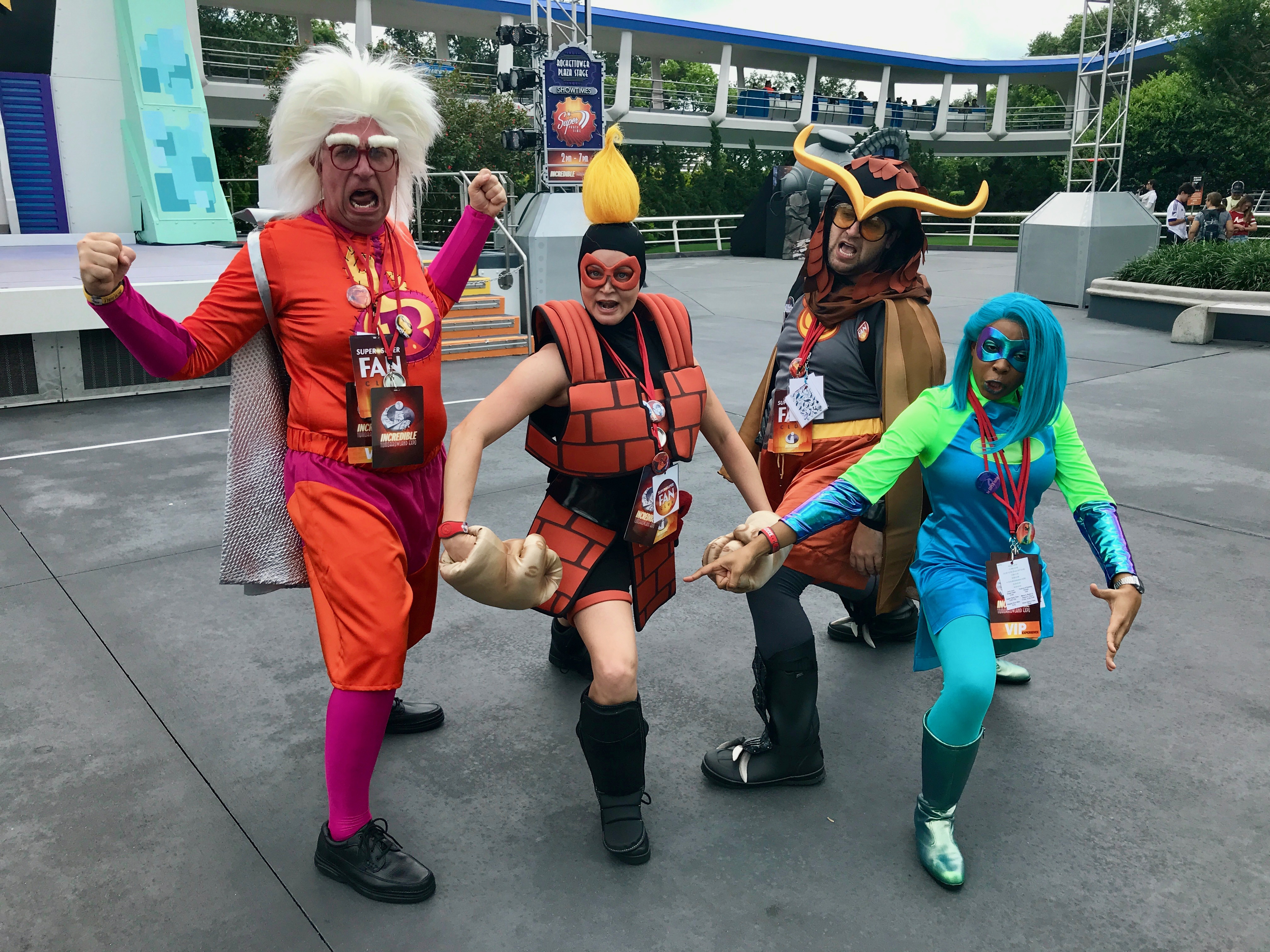 Magic Kingdom - Incredible Tomorrowland Expo Super Super Fans