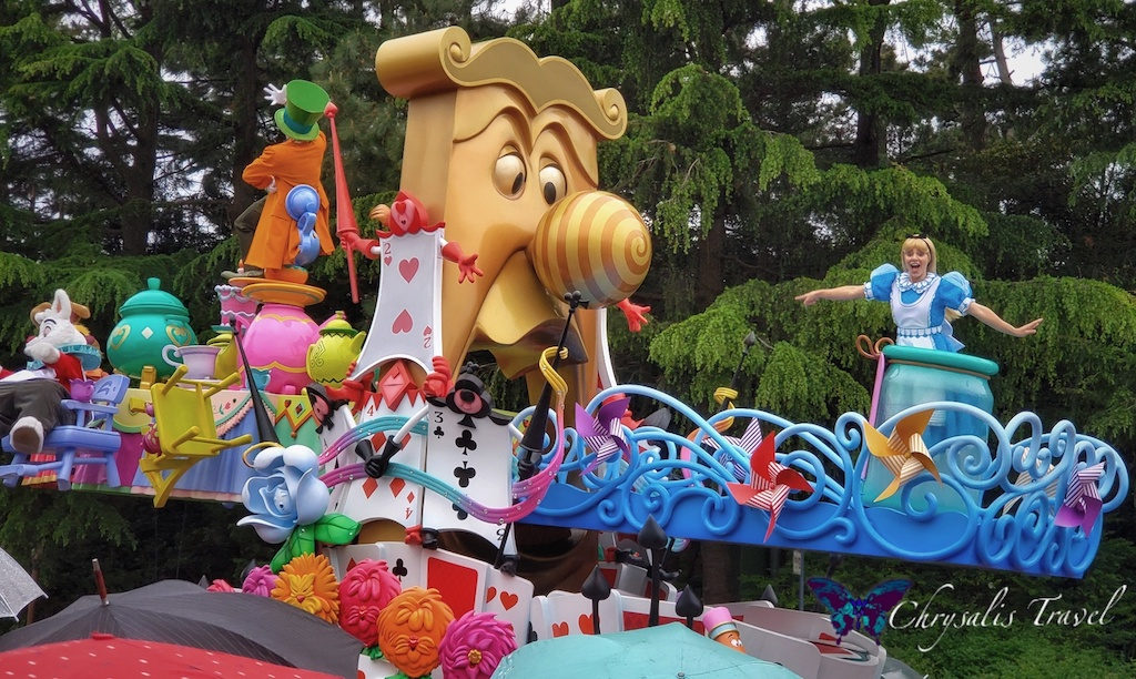  “Dreaming Up!” Parade Soars into Tokyo Disneyland