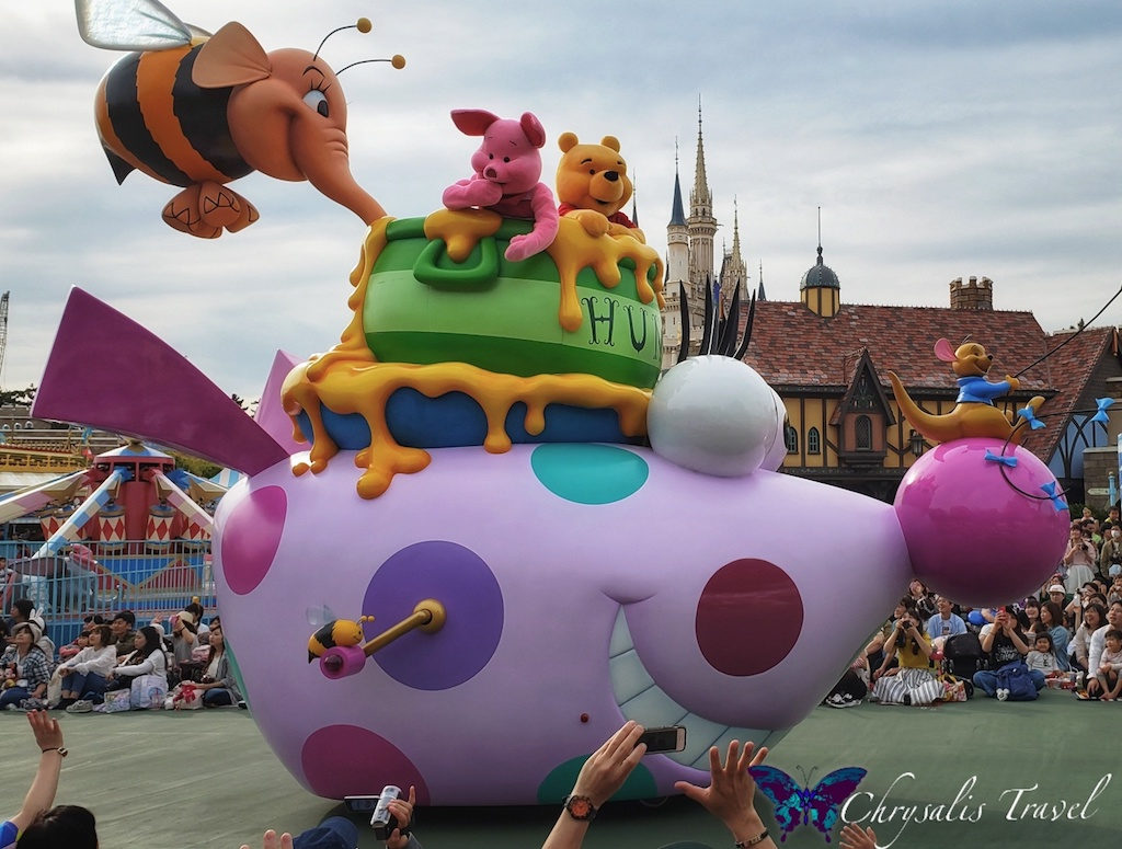  “Dreaming Up!” Parade Soars into Tokyo Disneyland
