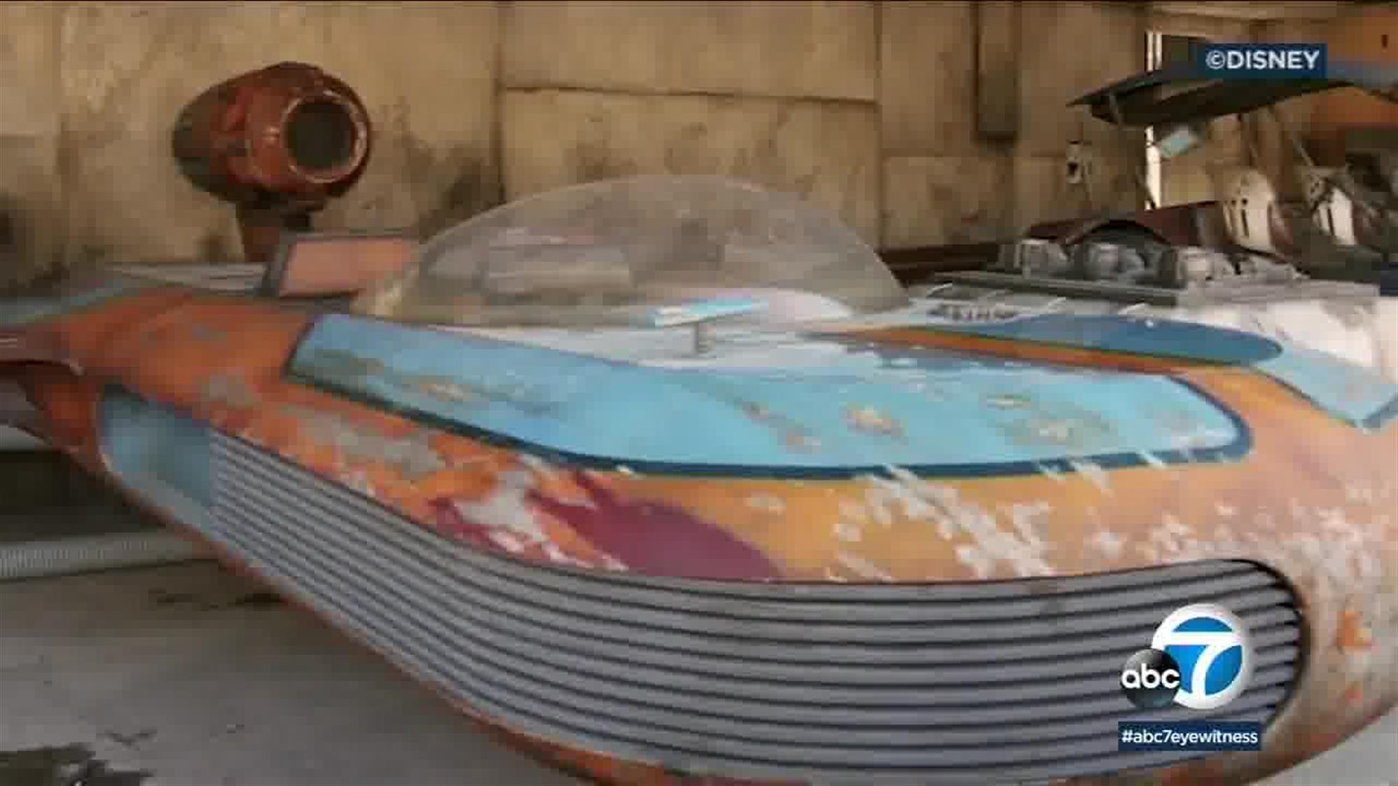 This sure looks like Luke's X-34 SoroSuub Landspeeder, meaning it's one of the few vehicles from the original Star Wars trilogy to be built full-scale for Galaxy's Edge. Whether it's meant to represent the same one Luke sold to the Vuvrian Wioslea back on Tatooine (or simply another speeder of the same model) remains to be seen.