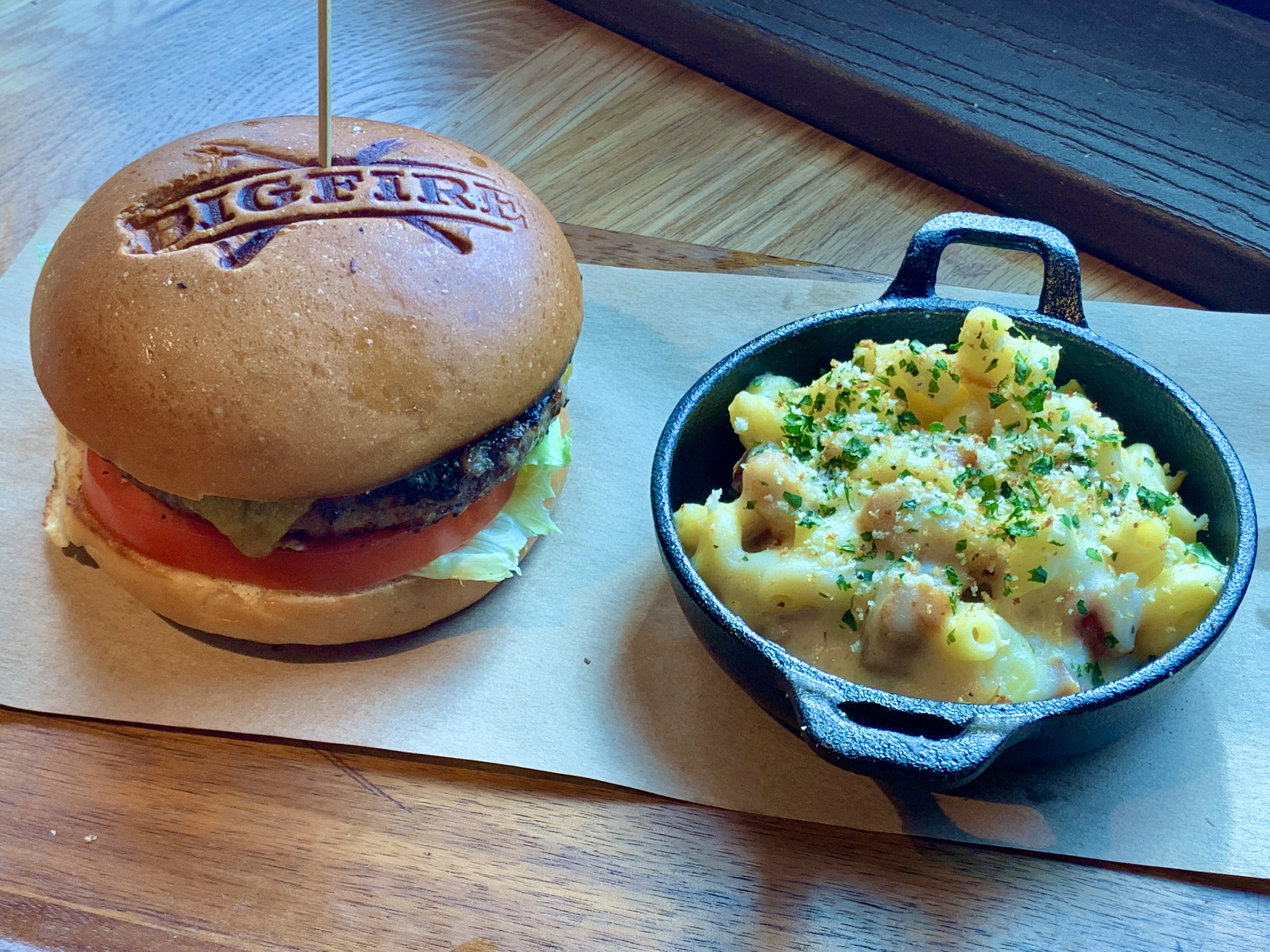 Bigfire Cheeseburger - 1/2 lb. black angus beef, cheddar, beefsteak tomato with Pork Belly Mac & Cheese