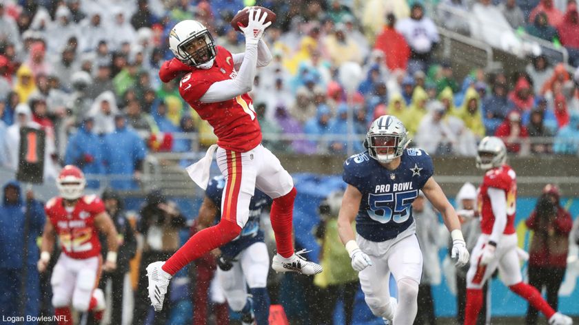 Keenan Allen makes a catch in the 2018 Pro Bowl | Via NFL.com