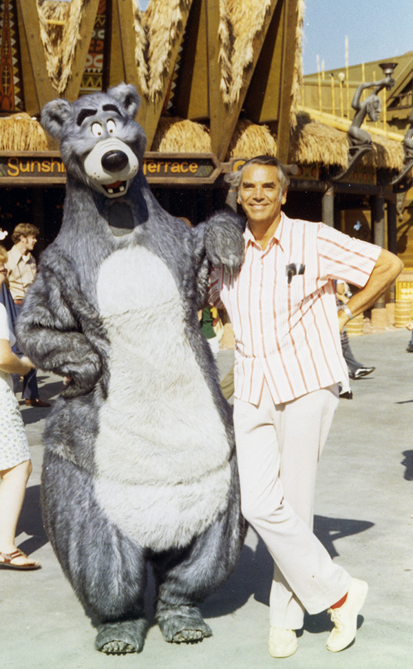 (Claude Coats with Baloo walk-around-character at the Magic Kingdom, Orlando, 1973.)