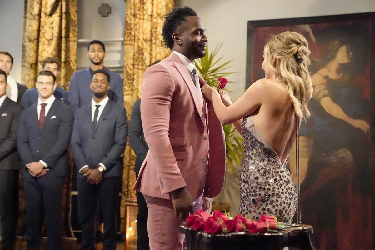 Eazy getting his rose