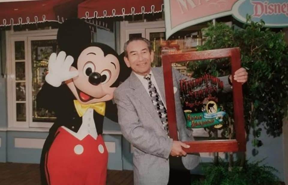 Debbie Bardeau, Facebook