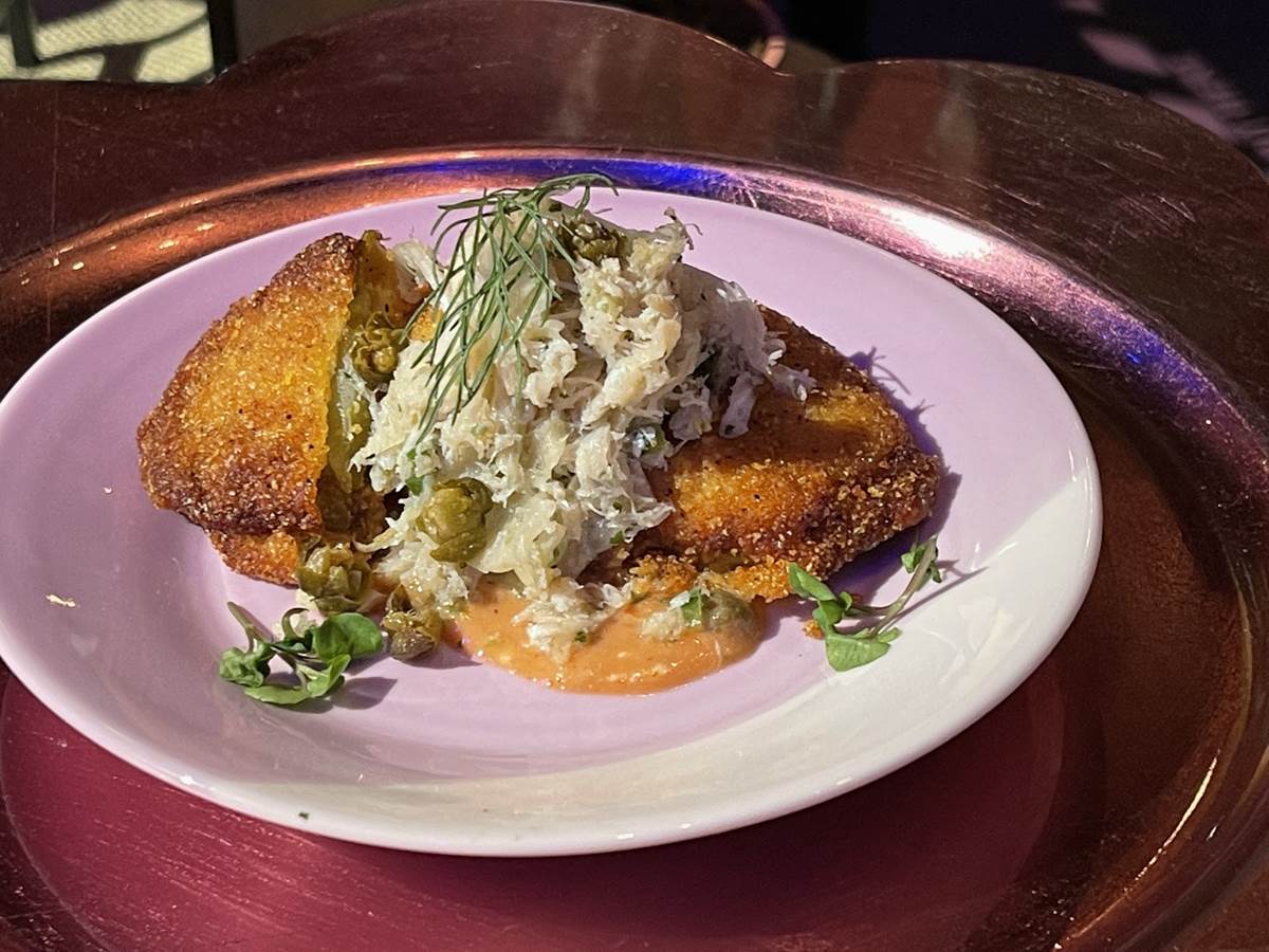 Fried Green Tomatoes with Blue Crab-Fennel Salad, Remoulade, and Smoked Paprika Oil ($6.25)