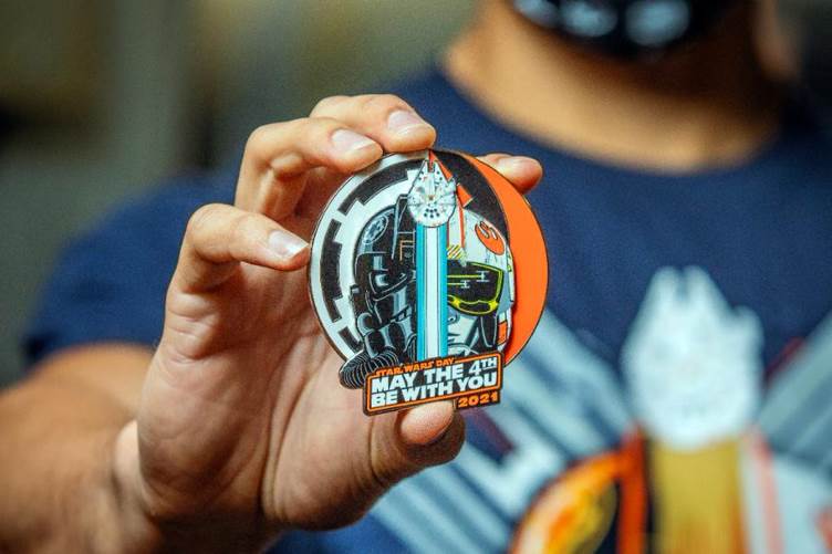 Pin not available at the shopping event.