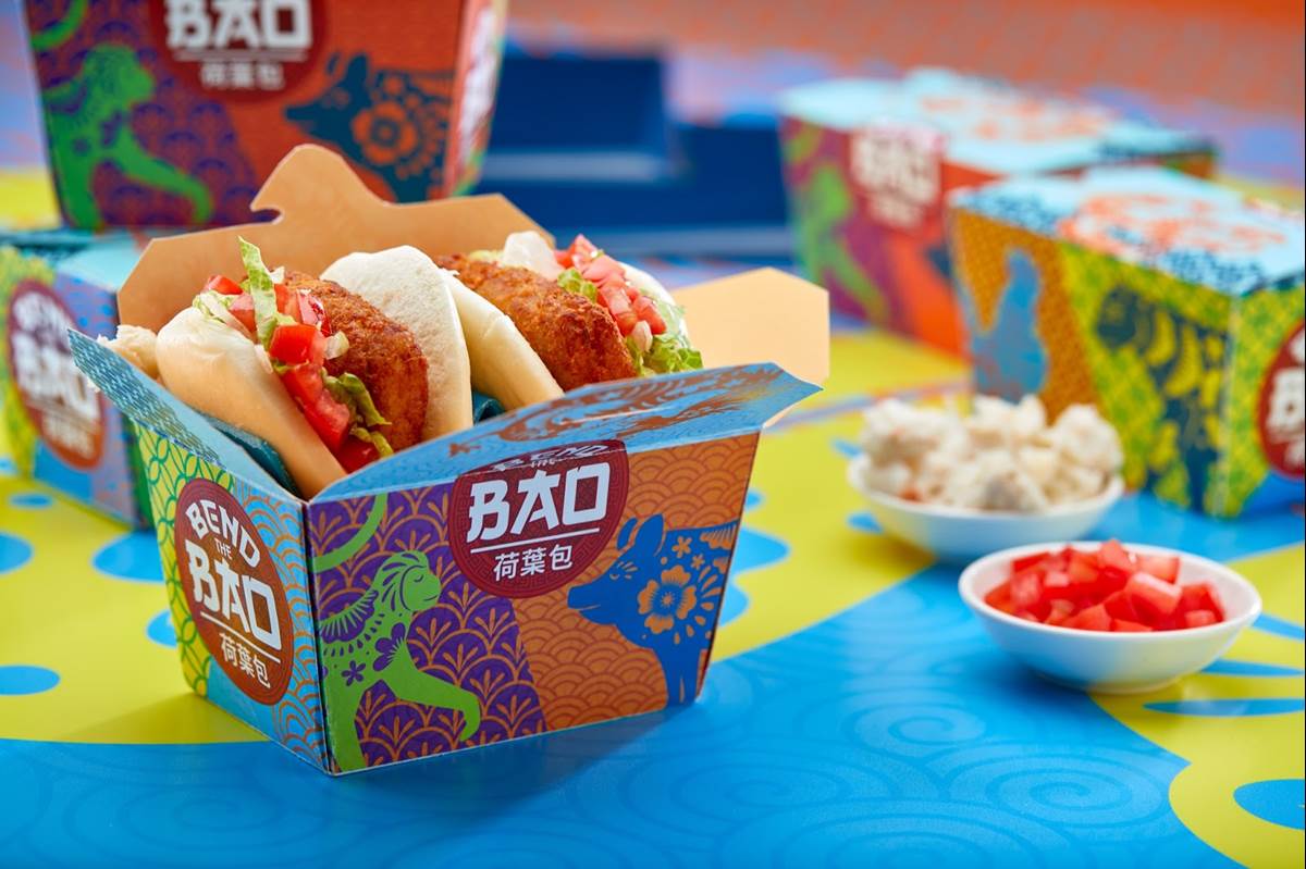 Crab Cake: Maryland-style crab cake, shredded lettuce, diced tomato, mustard aioli (Universal Orlando)