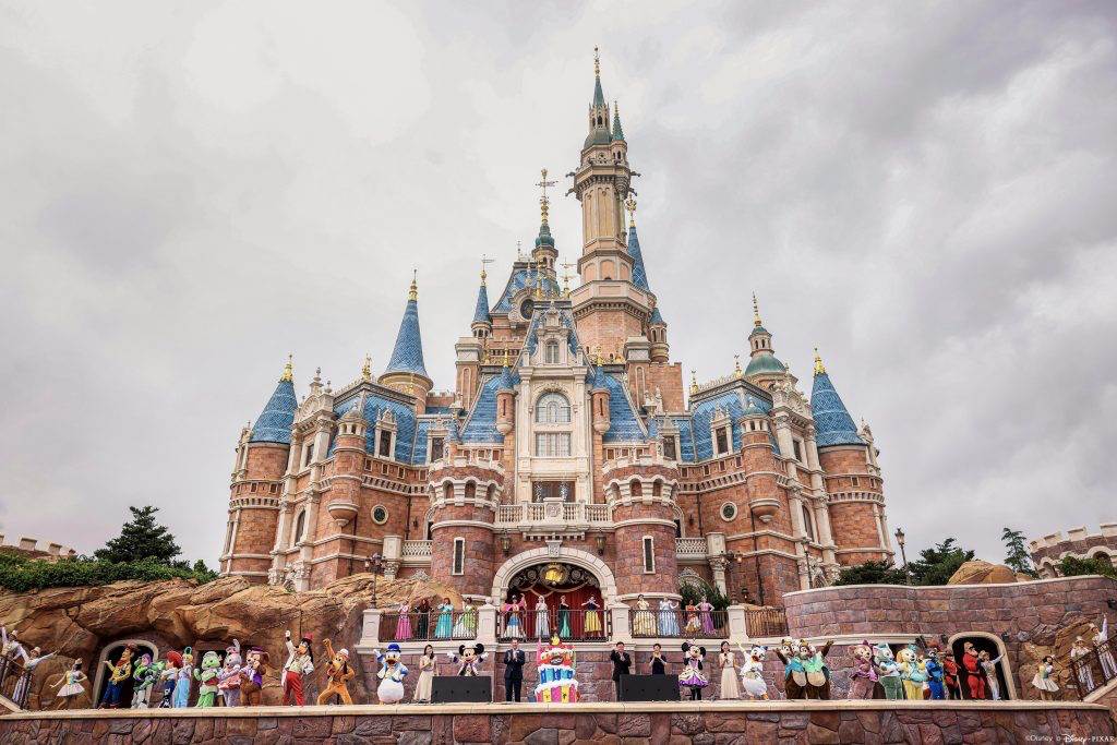 (Shanghai Disney Resort)