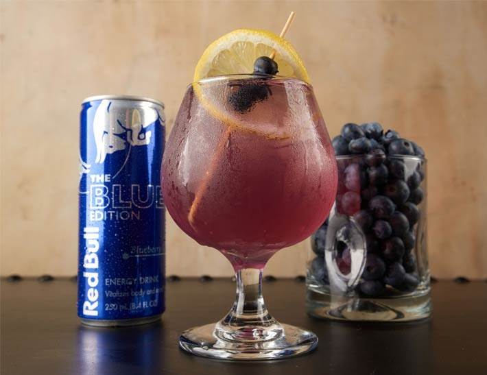 SUMMERTIME LEMONADE STAND