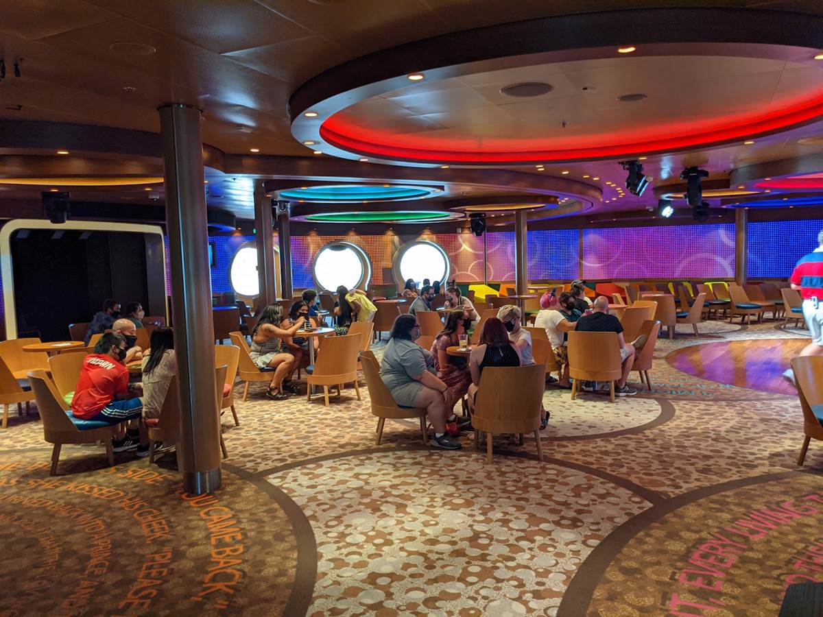 D Lounge family area