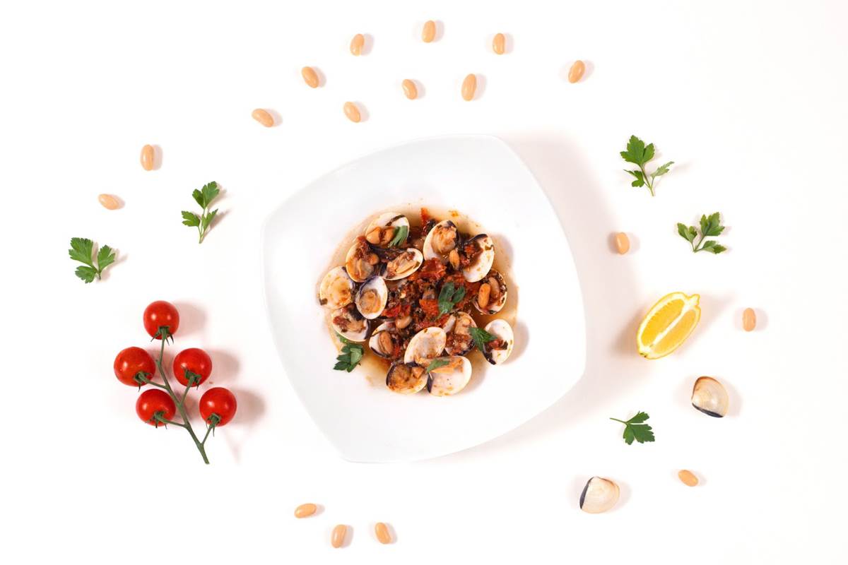 Steamed Littleneck Clams at Mythos Restaurant