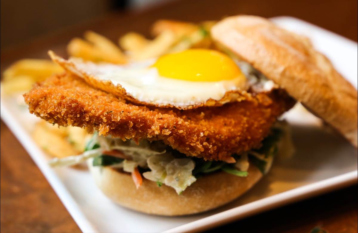 (City Works Eatery and Pour House)