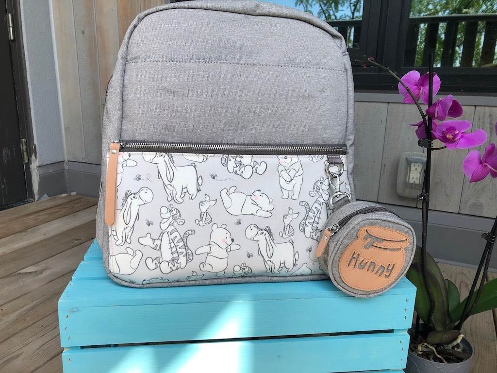 Front view with flap lifted