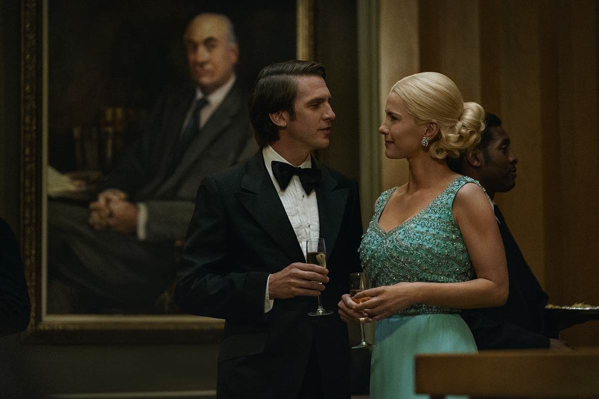 (STARZ)