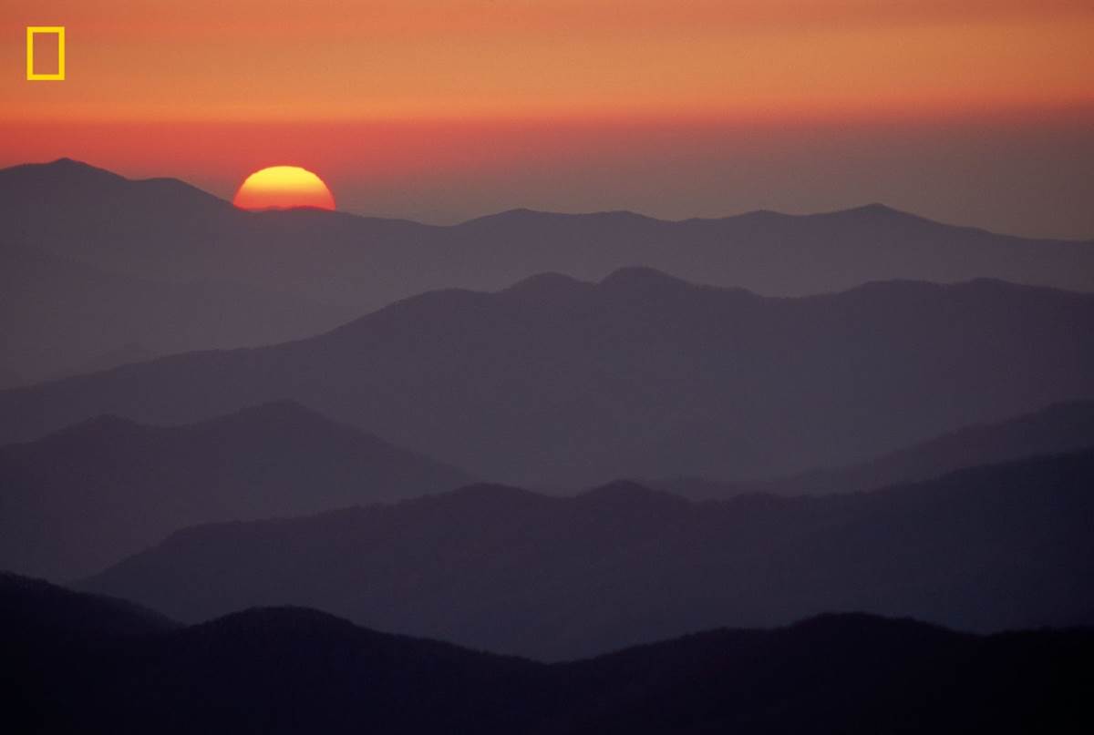 View of the sunset across the mountain ridges from atop Clingman’s Dome in Great Smoky Mountains National Park in Tennessee
(Raymond Gehman, Nat Geo Image Collection)