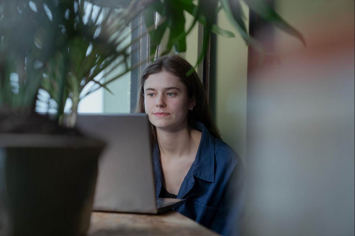 (Photo by: Enda Bowe/Hulu)