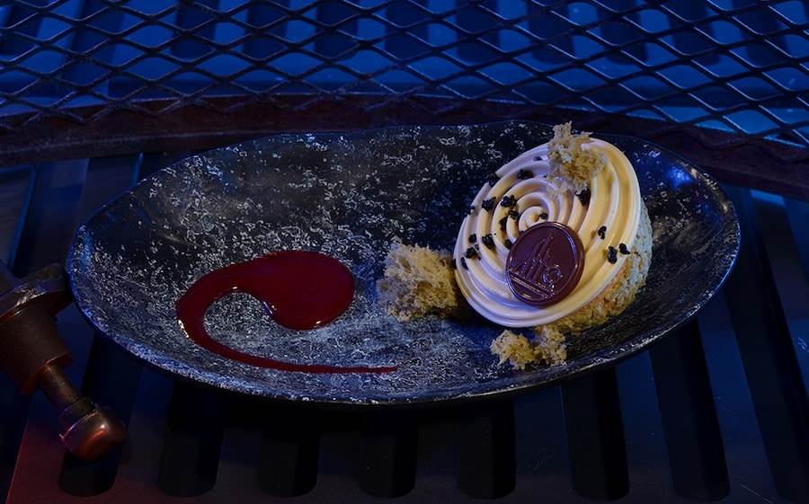 Oi-Oi Puff from Docking Bay 7 Food and Cargo