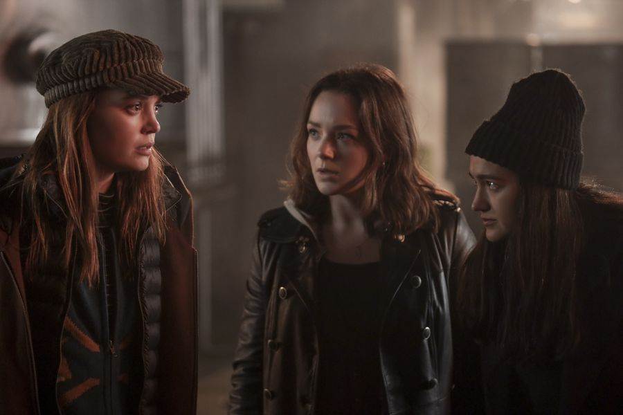 JESSICA SUTTON, AMALIA HOLM, ARLEN AGUAYO STEWART (Freeform/Jeff Petry)