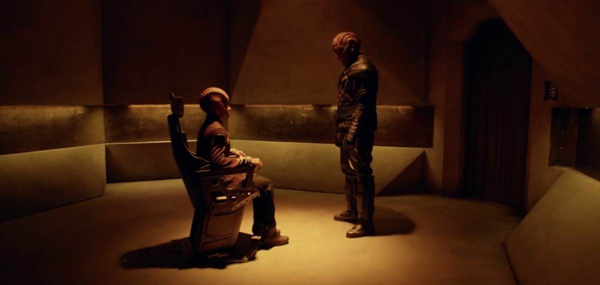 (The One-eyed Moclan begins his brutal interrogation of Topa)
