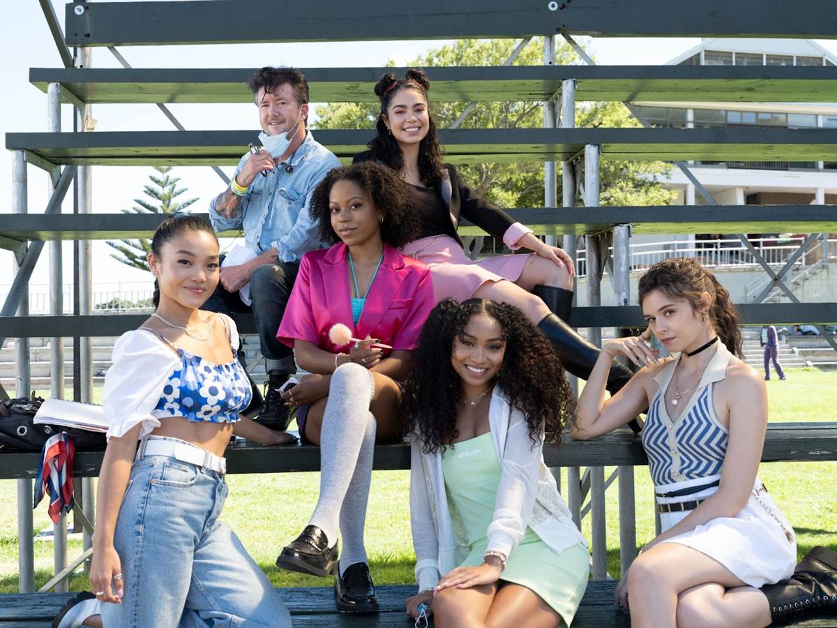 Kylie Liya Page, Silas Howard, Riele Downs, Auli'i Cravalho, Genneya Walton, and Nicole Maines.
(Marcos Cruz/20th Century Studios)