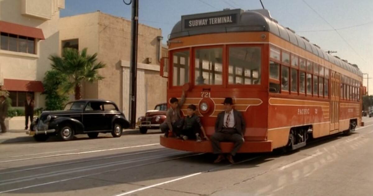 Who killed LA's streetcars, according to 'Who Framed Roger Rabbit?' | LAist  - NPR News for Southern California - 89.3 FM