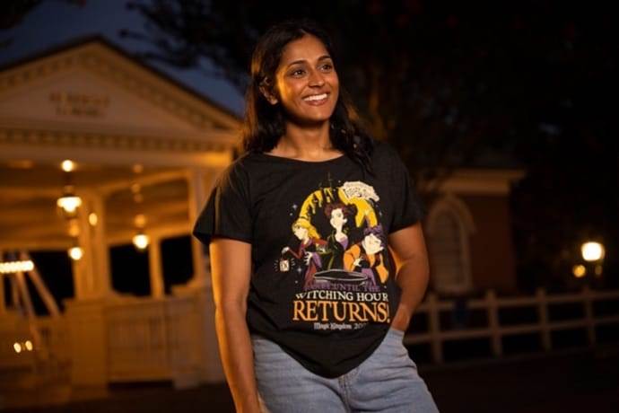 Hocus Pocus Villain Spelltacular Women’s Tee