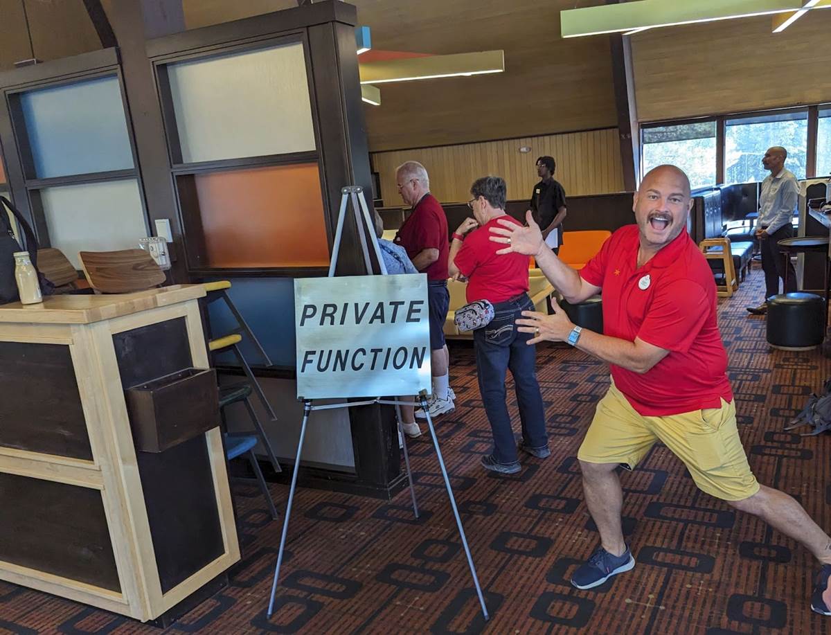 Dusty Poses for Every Camera